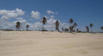 AS BELEZAS E AVENTURAS DA PRAIA DE CUMBUCO