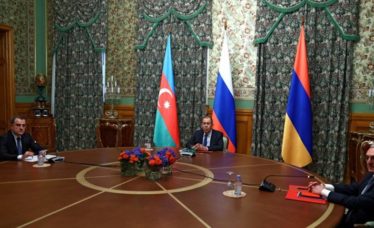 Armênia , Azerbaijão e Rússia