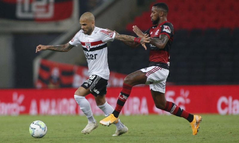 Quem é que tem mais título Flamengo ou São Paulo?